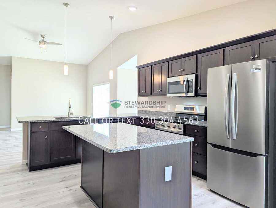 2038 E Smithville Western Rd - Photo 2 of 32