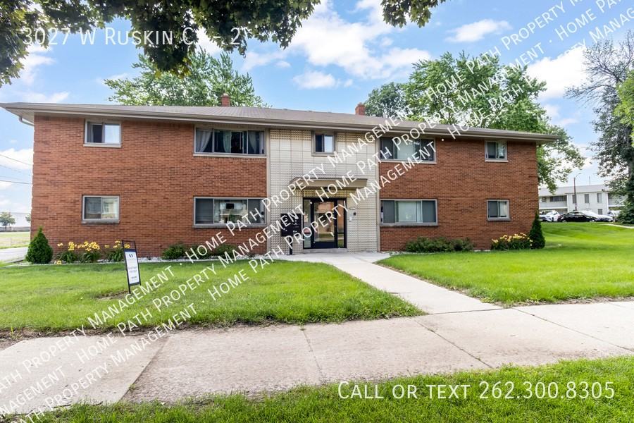 3027 W Ruskin Ct #2 - Photo 2 of 12