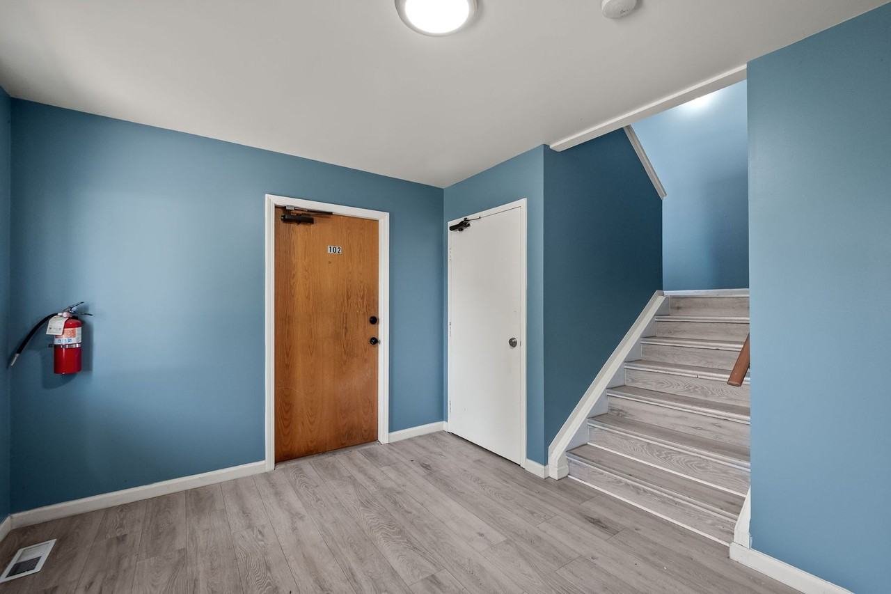 Chestnut Oaks Apartments - Photo 3 of 4