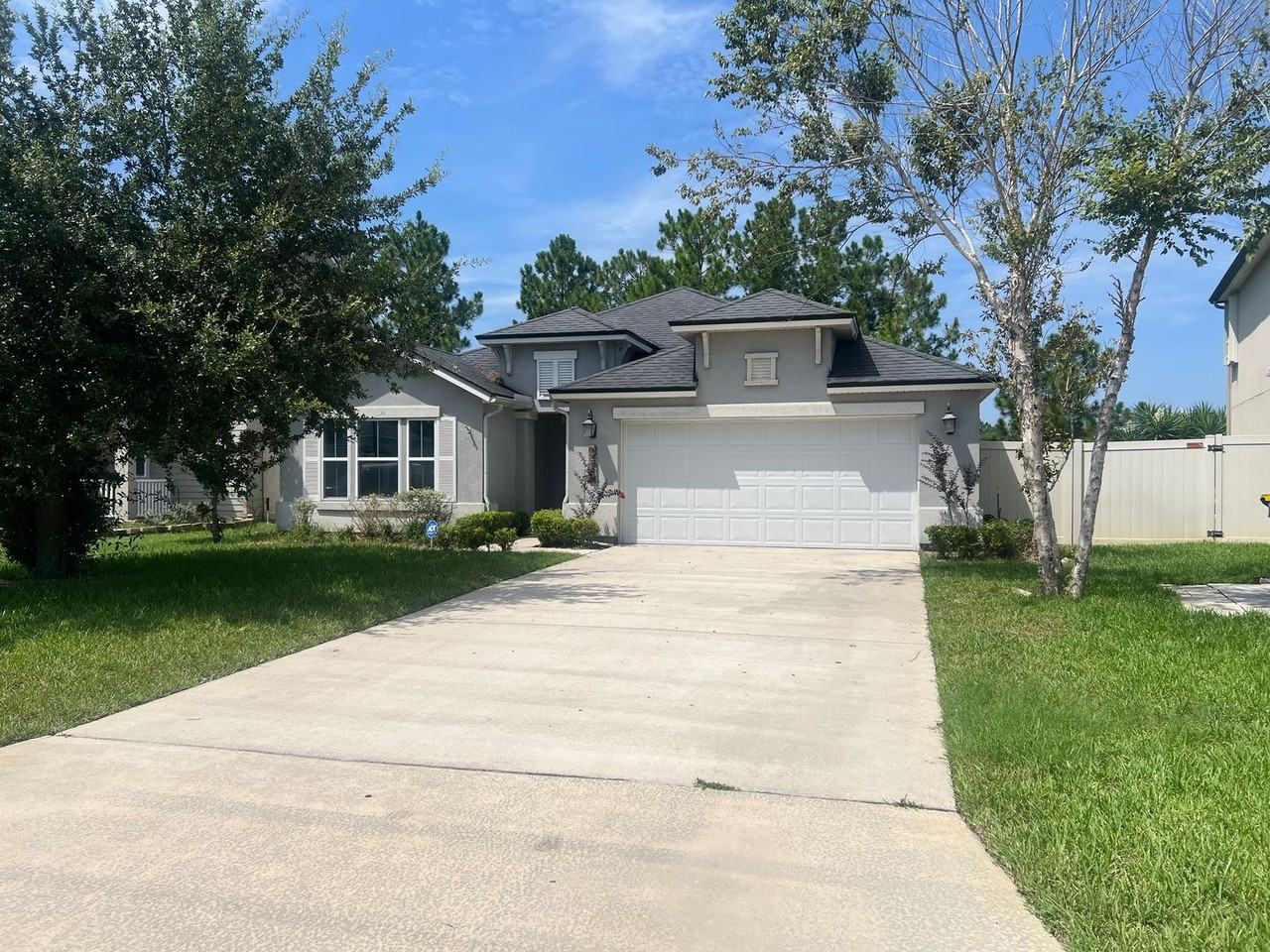 2618 Salt Lake Dr - Photo 3 of 50