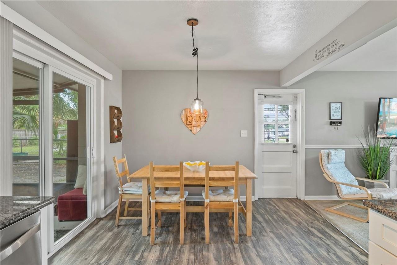 1653 Peruvian Ln - Photo 4 of 23