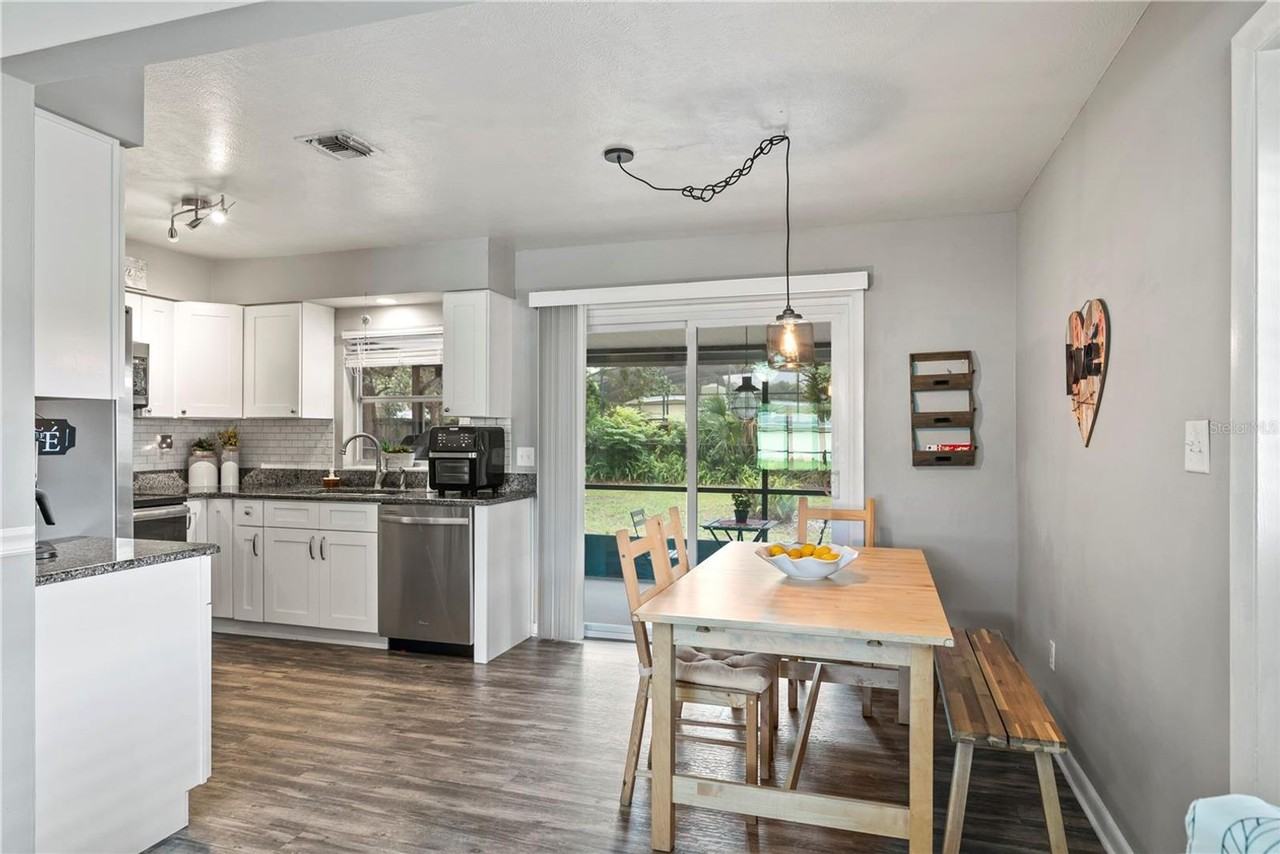1653 Peruvian Ln - Photo 5 of 23