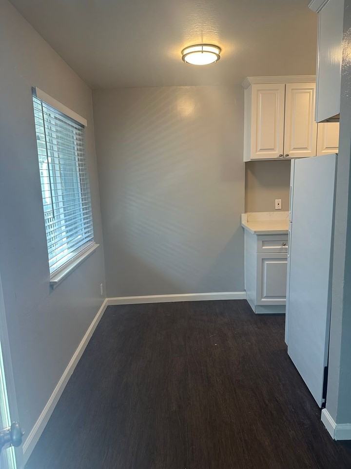 375&385&395 S 4th Street - 395-04 #395-04 - Photo 2 of 6