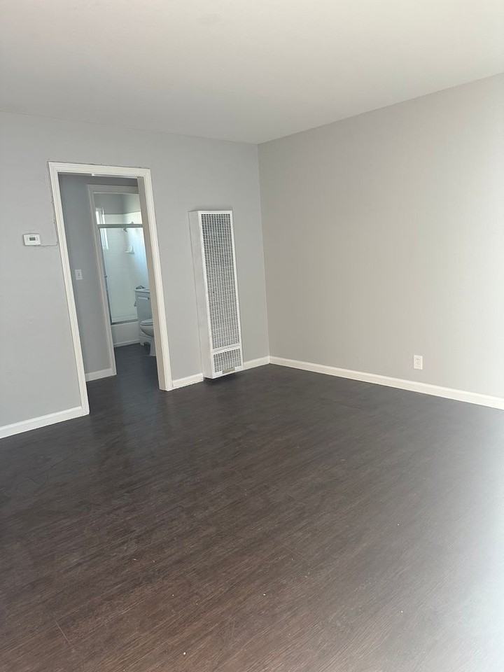 375&385&395 S 4th Street - 395-04 #395-04 - Photo 4 of 6