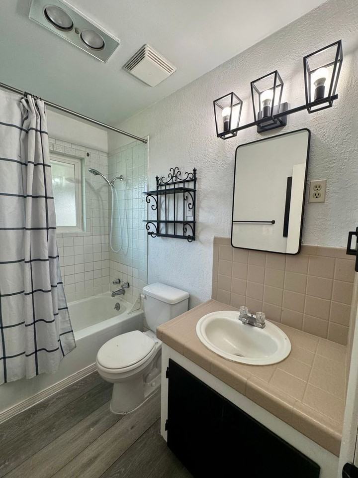 2535 Union St - Photo 4 of 23