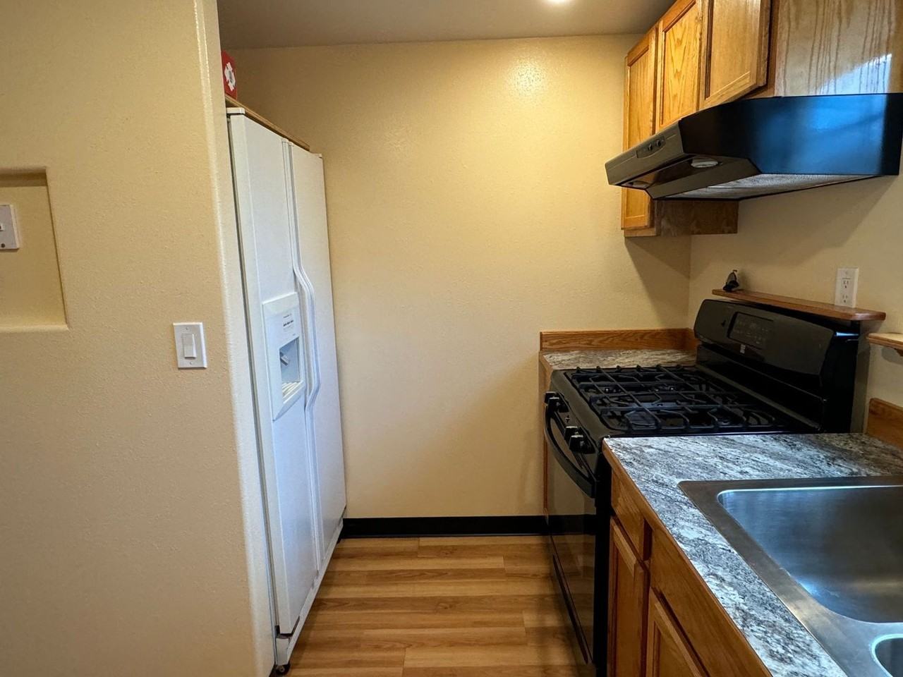 2445 W Ben Hogan Ave - Photo 5 of 13