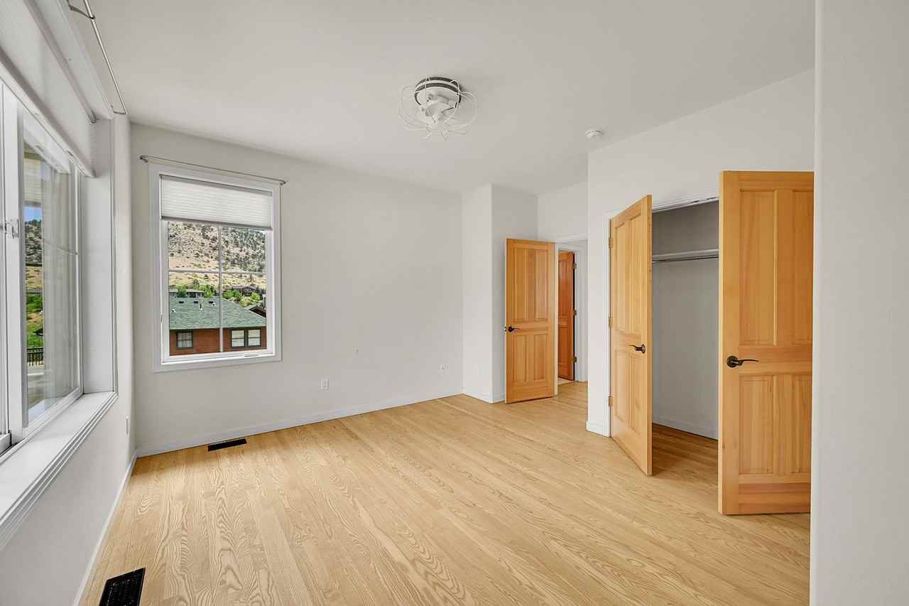 365 Vasquez Ct - Photo 6 of 23