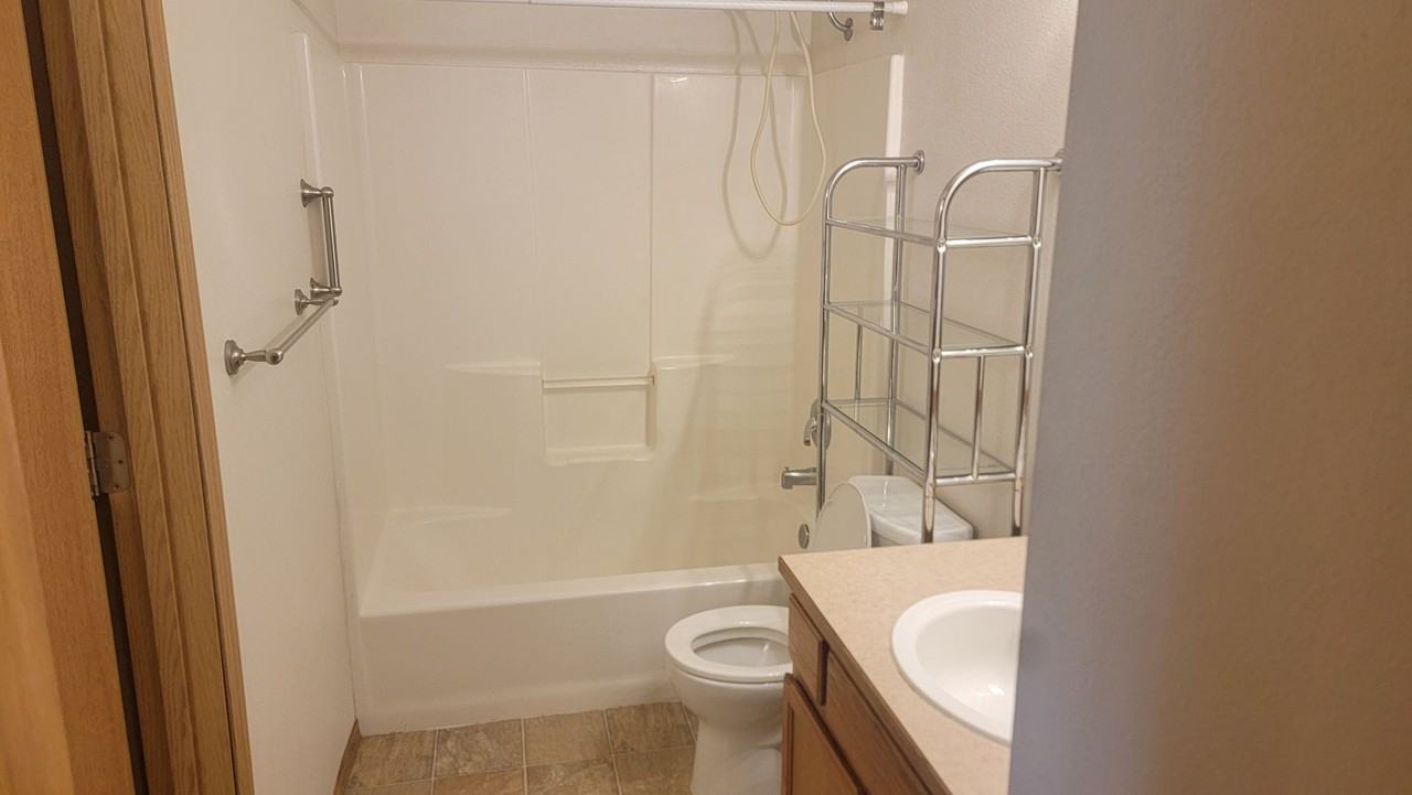 1909 S Blake Rd #A - Photo 7 of 17
