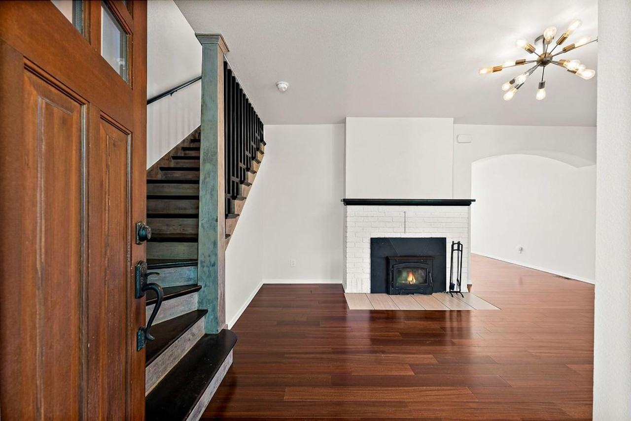 1617 Division Ave - Photo 3 of 38