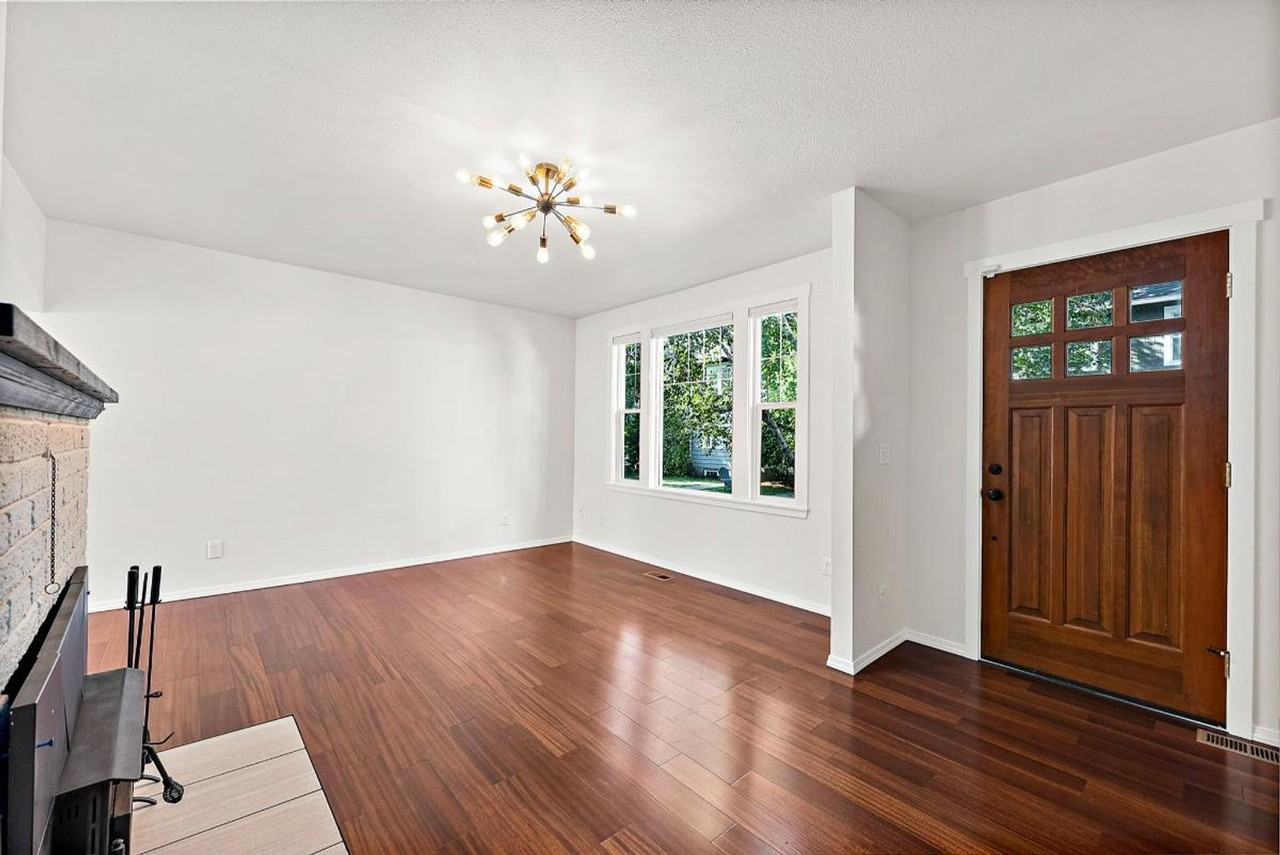 1617 Division Ave - Photo 5 of 38