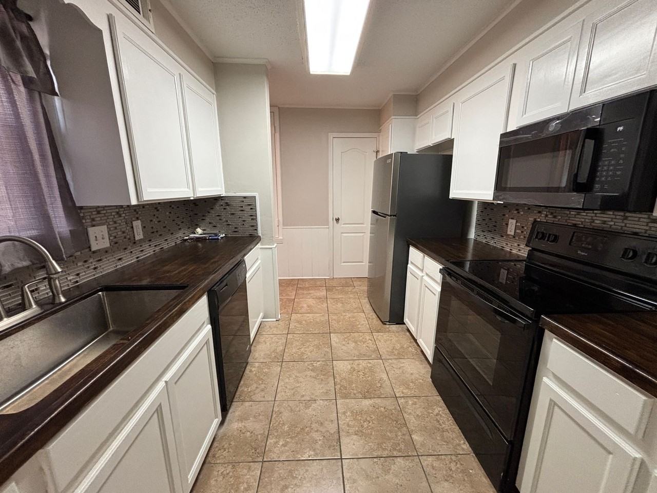 2313 Northside Dr - Photo 7 of 17