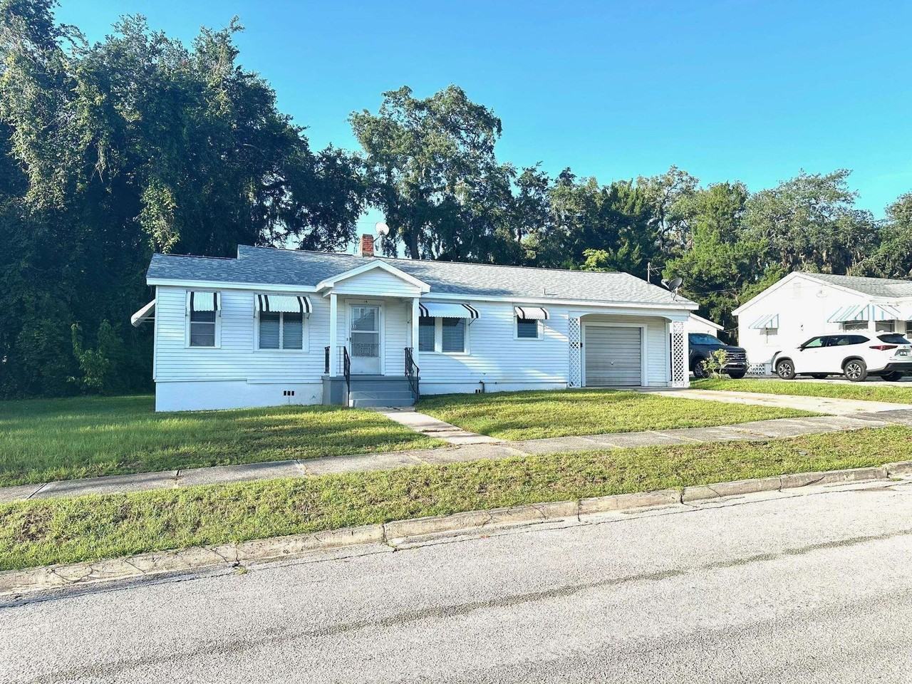 15 Spencer St - Photo 3 of 24