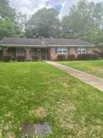 featured image of 21 Maury Dr