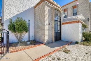 6201 Escondido Dr Apt 15c #15C - Photo 1 of 1