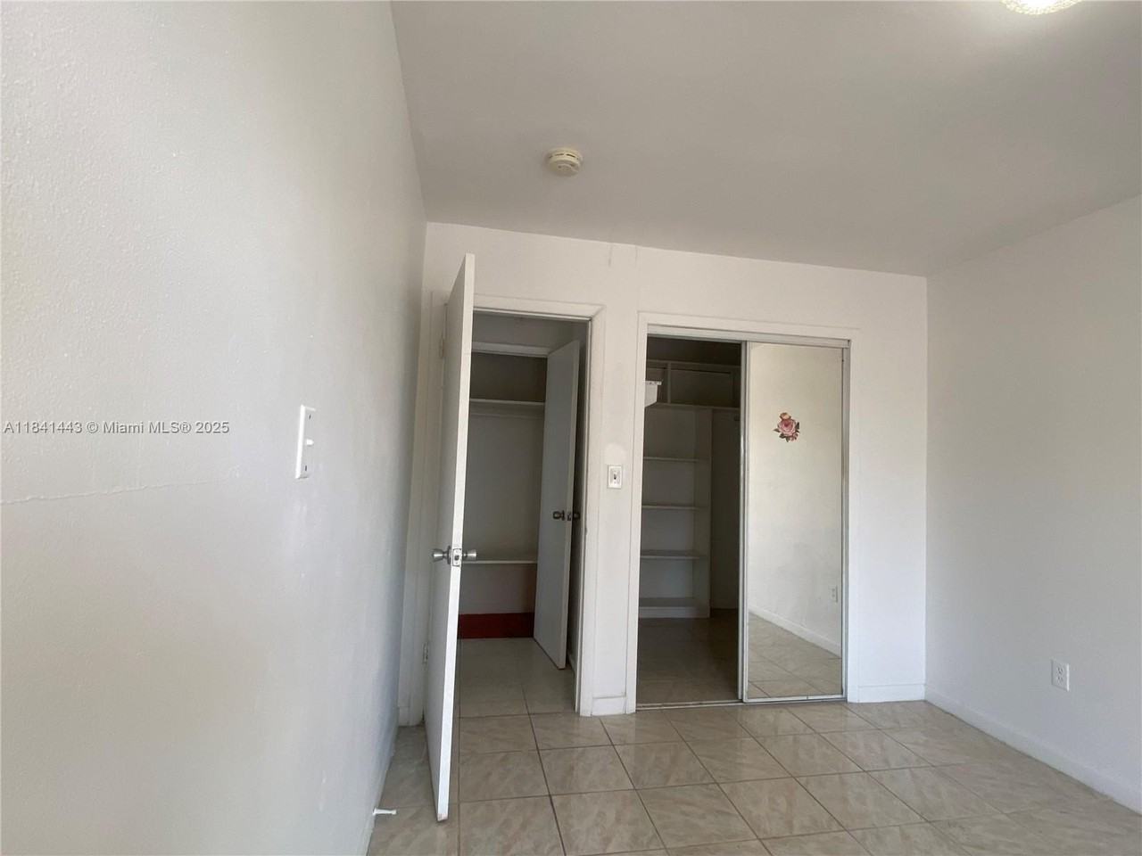 15600 Ne 6th Ave #29A - Photo 6 of 20