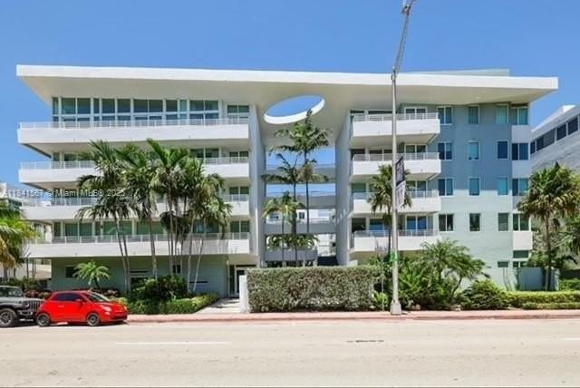 7800 Collins Avenue #203