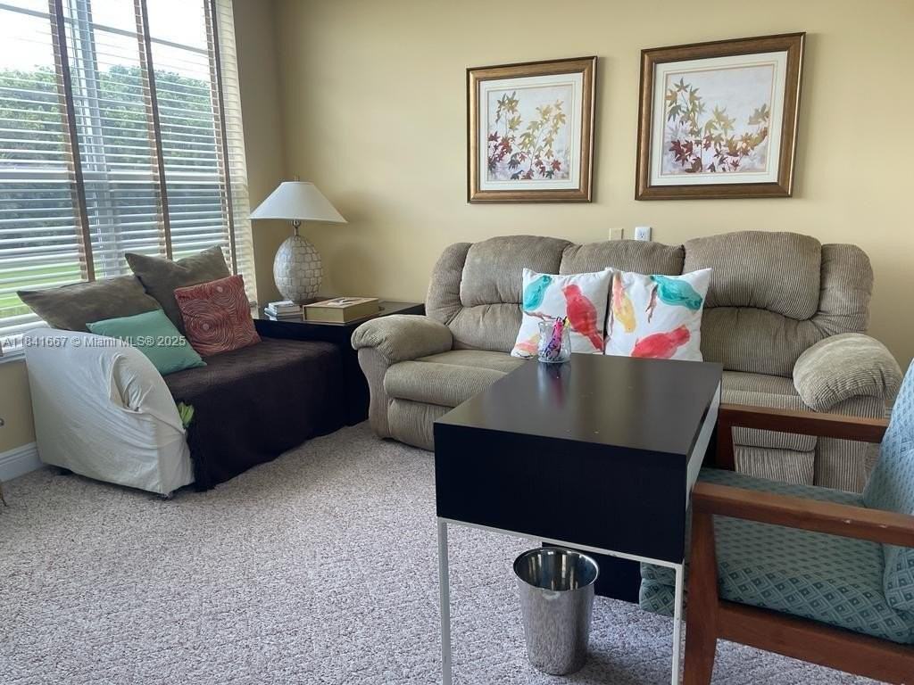 555 Oaks Ln #203 - Photo 2 of 12