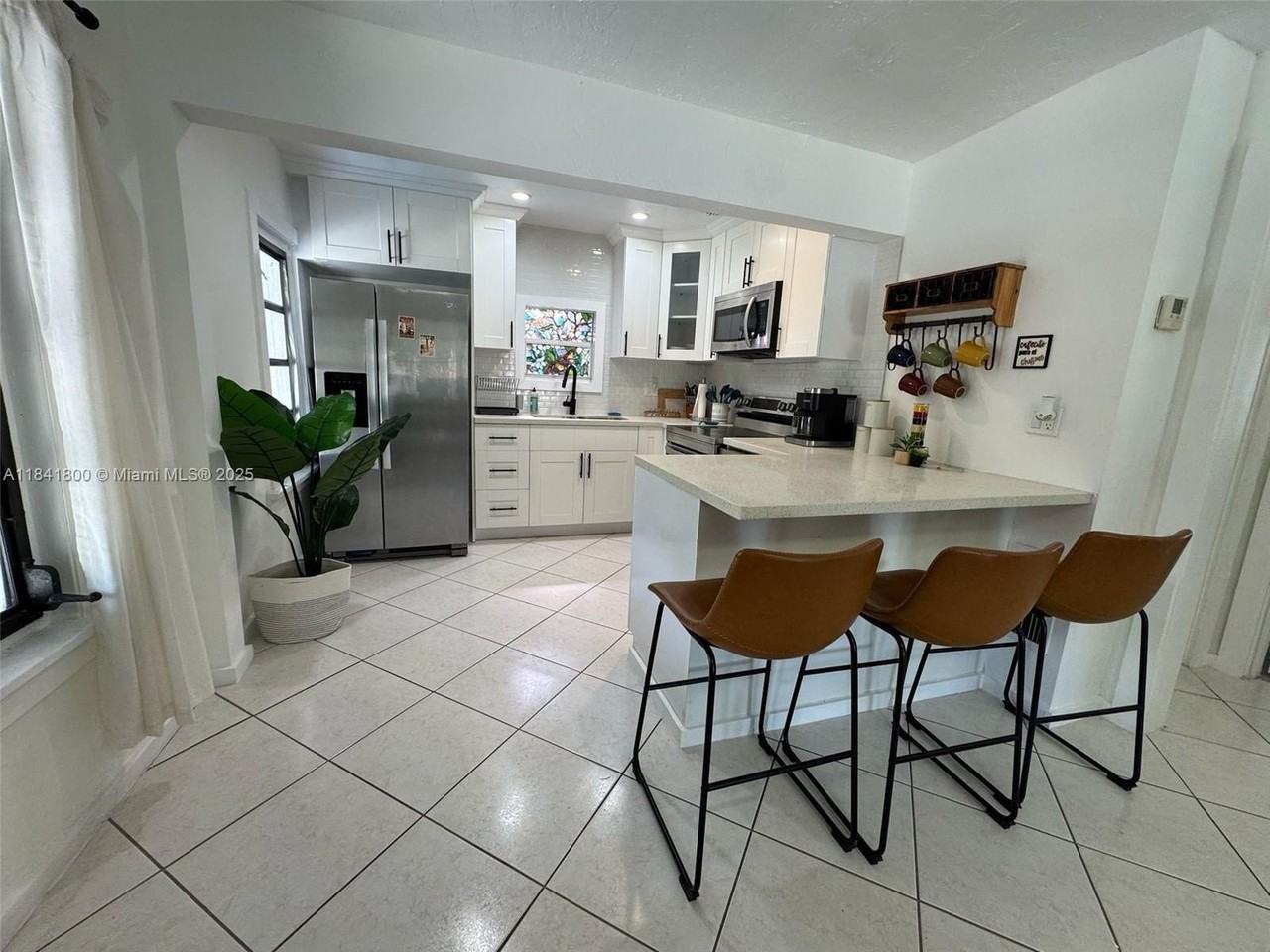 3901 Sw 6th St #1 - Photo 6 of 6