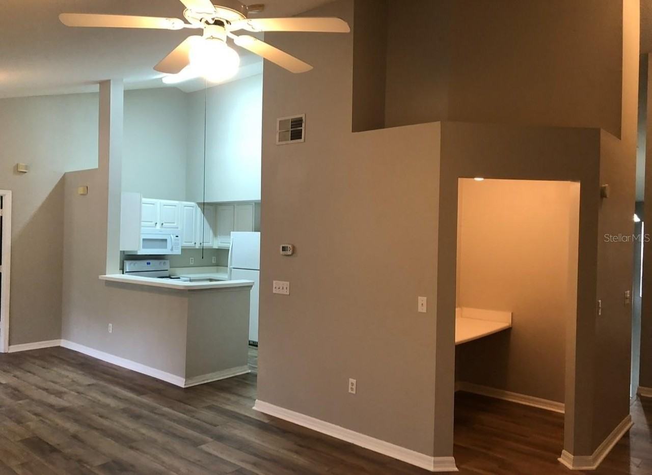 10000 Sw 52nd Ave - Photo 5 of 24