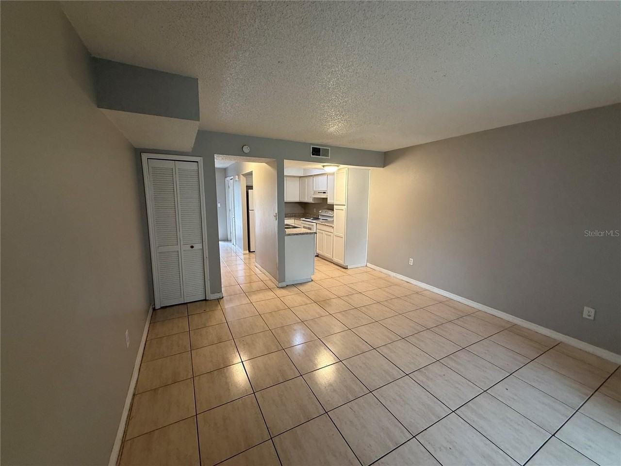 720 W Columbia Ave - Photo 2 of 21