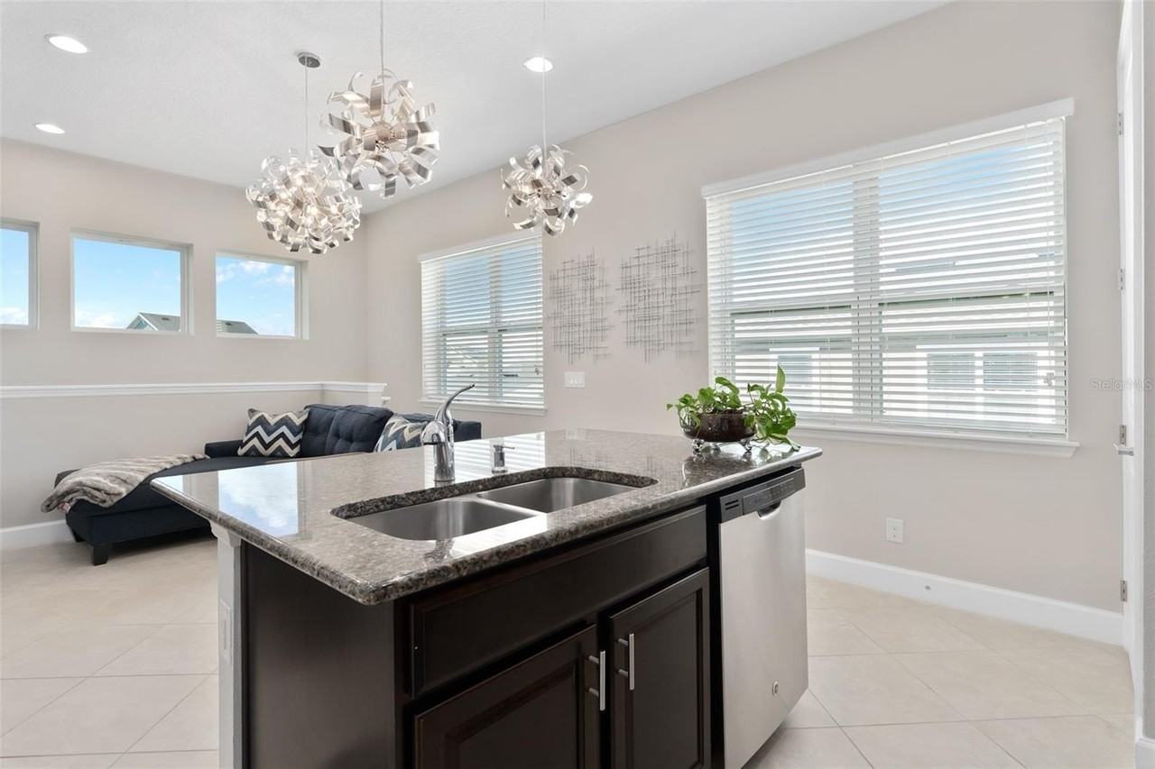 9037 Smithies Street - Photo 5 of 28