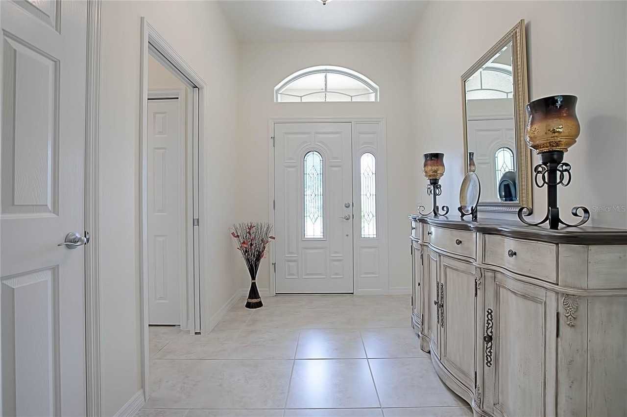 1987 Eldridge Loop - Photo 3 of 24