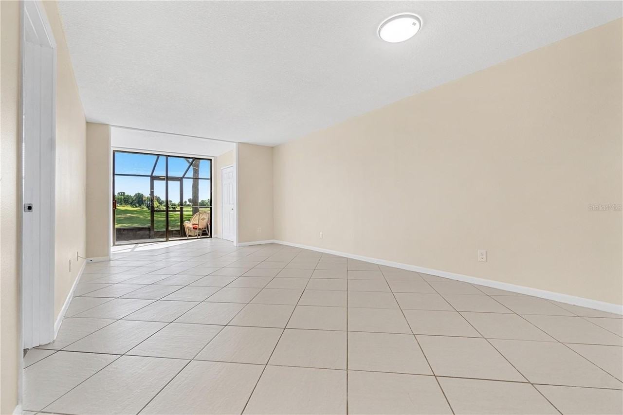 2073 Skimmer Court #211 - Photo 7 of 42