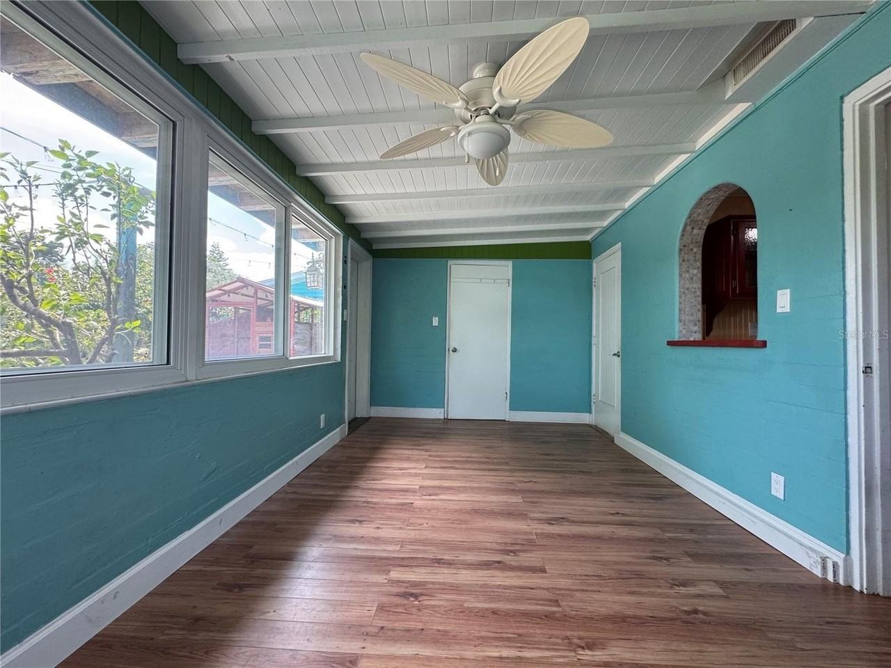 32 Palm Dr - Photo 5 of 26