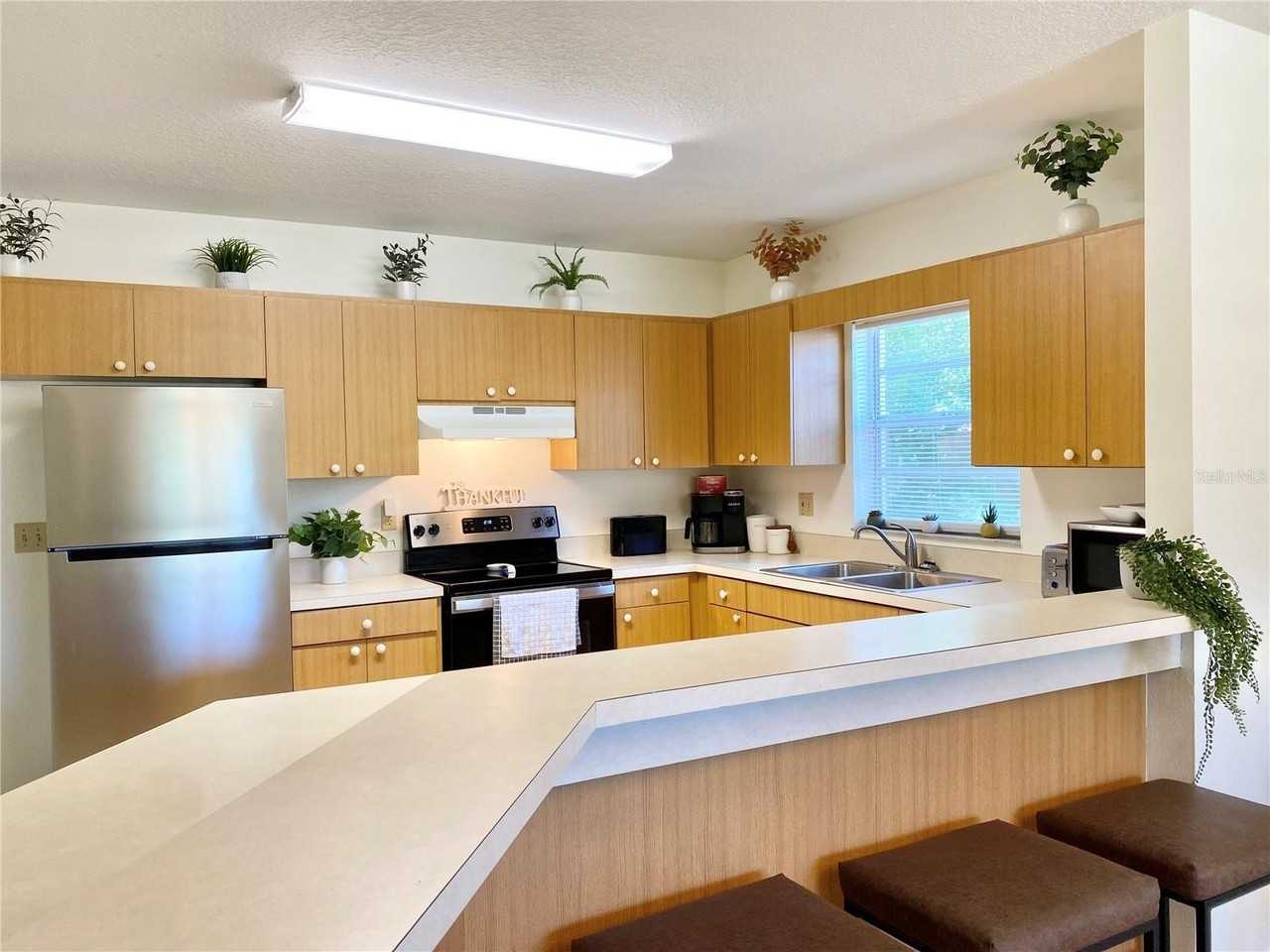 3920 W Pine St - Photo 2 of 11