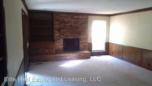 9601 Warringer Ct - Photo 2 of 14