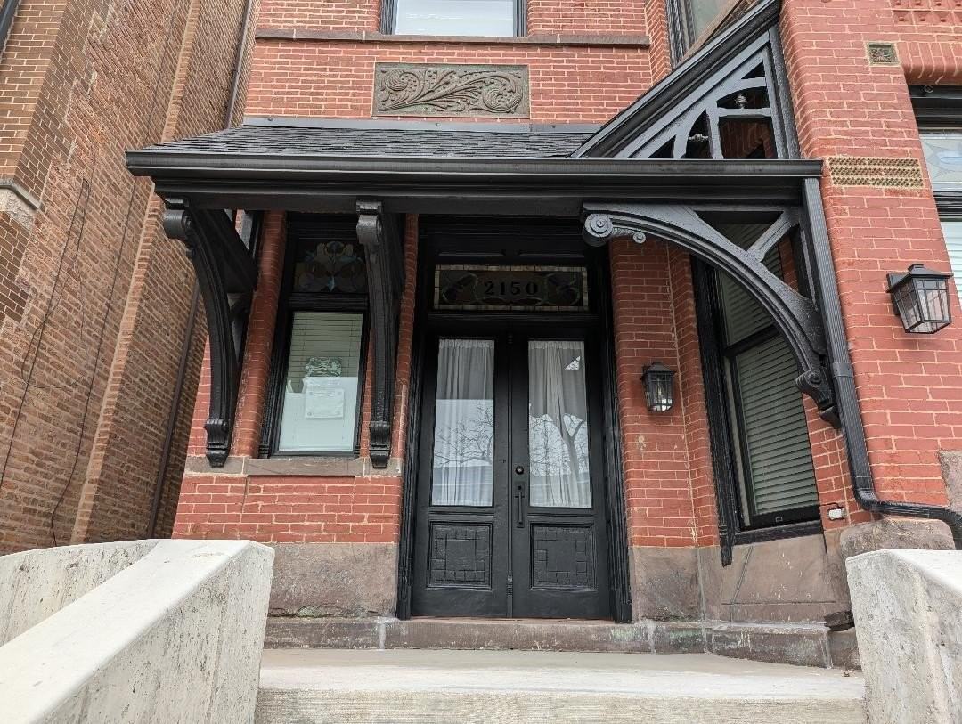 2150 W Monroe St - Photo 2 of 50