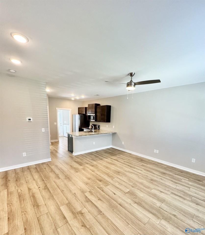 422 Falls Pt Sw - Photo 6 of 18