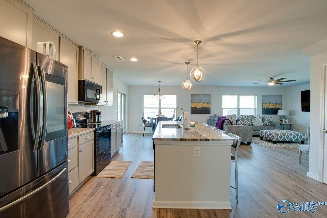 314 Fenrose Drive - Photo 4 of 22