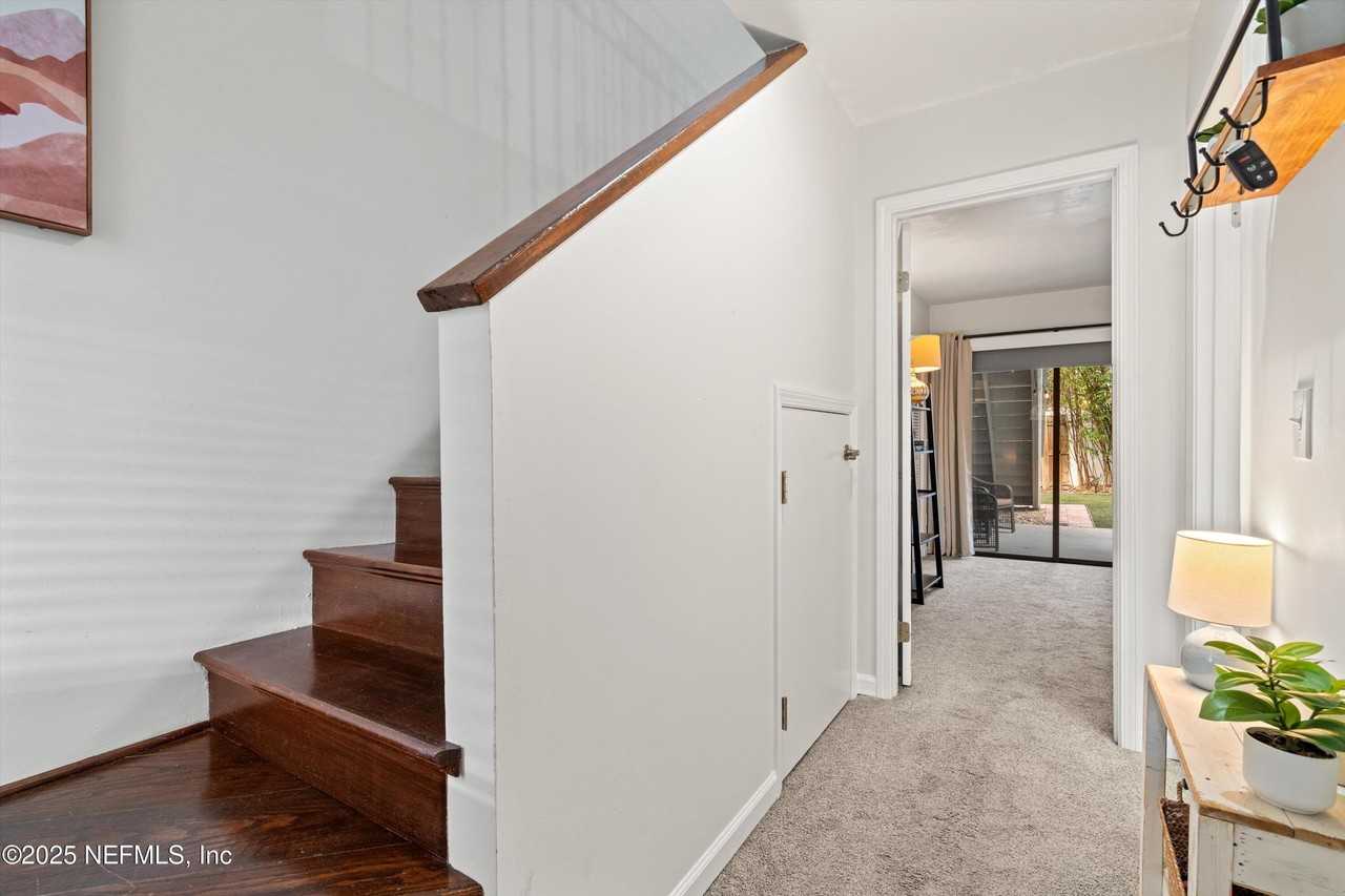 2219 Gorden Ave - Photo 3 of 30