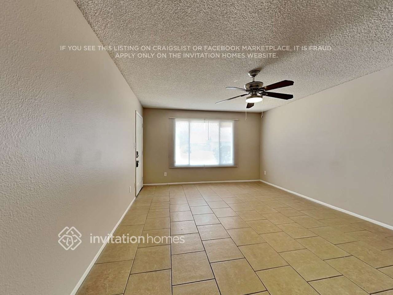4438 W Mercer Ln - Photo 3 of 20