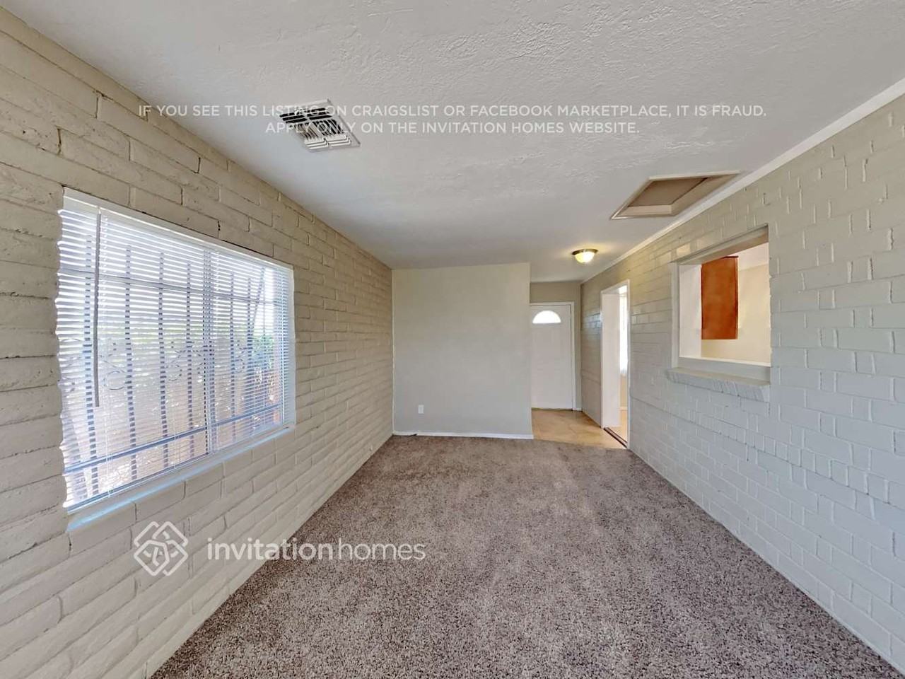 402 N 47th Pl - Photo 3 of 17