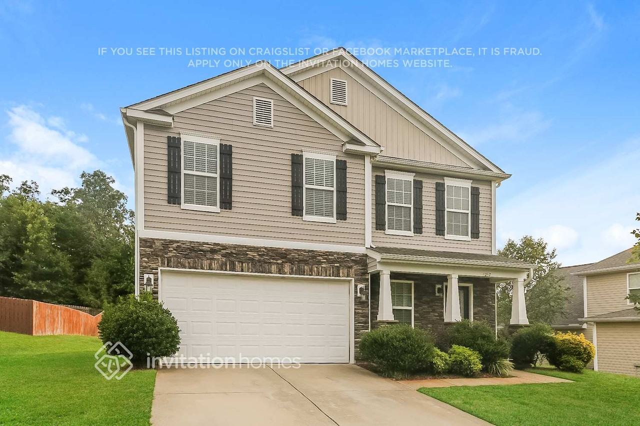 4267 Tucker Chase Dr - Photo 4 of 18