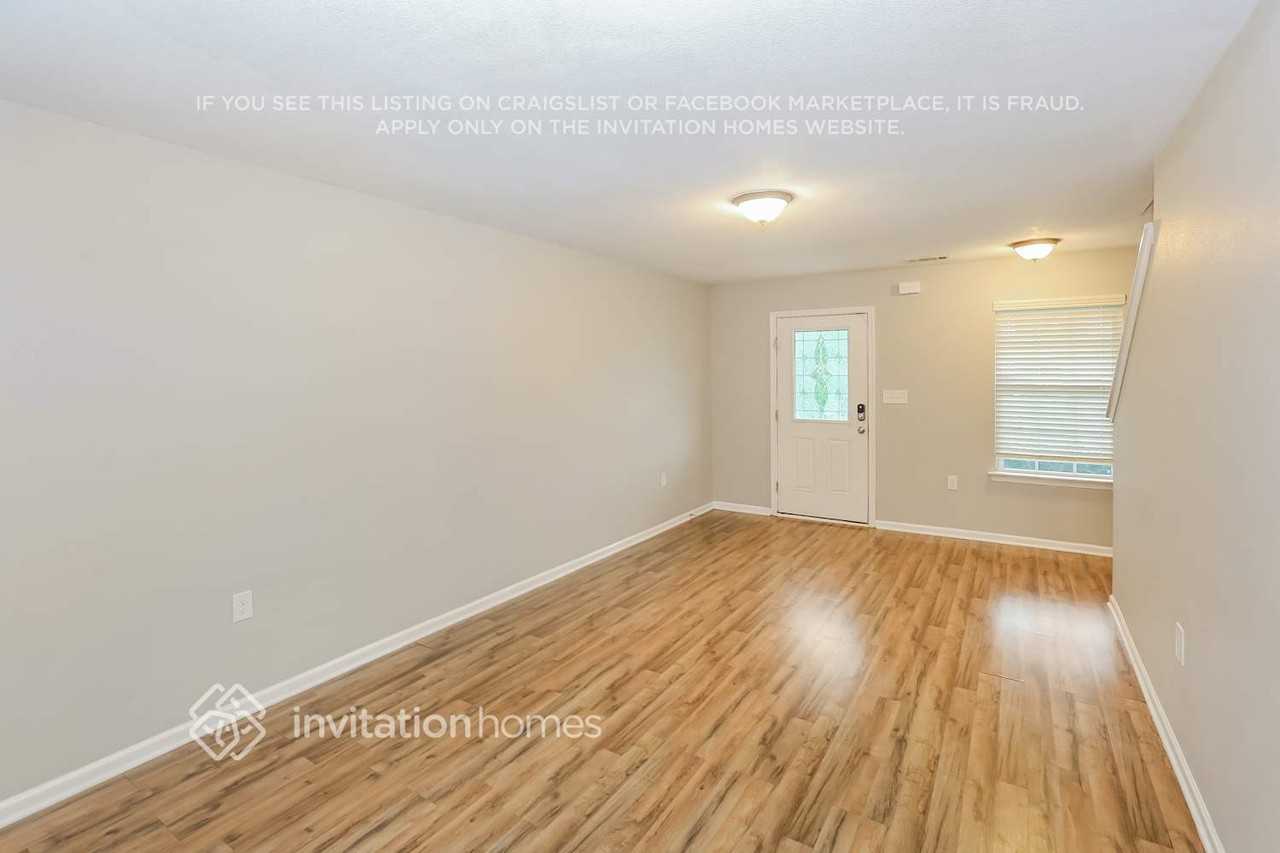 4267 Tucker Chase Dr - Photo 6 of 18