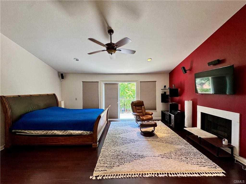 24702 Palermo Dr - Photo 2 of 8