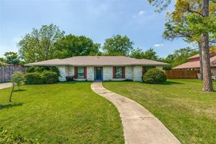 2211 Ascot Ln - Photo 1 of 1