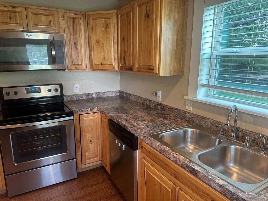 118 Owens Ln - Photo 3 of 11