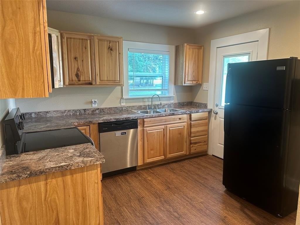 118 Owens Ln - Photo 4 of 11