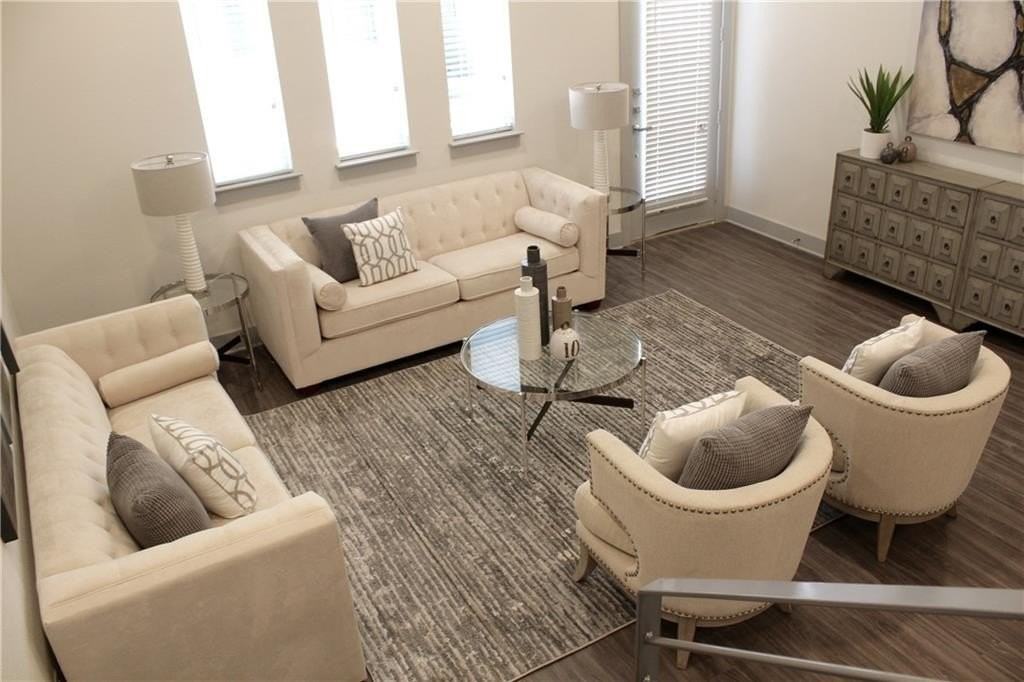 1902 Moser Ave #5C - Photo 4 of 7