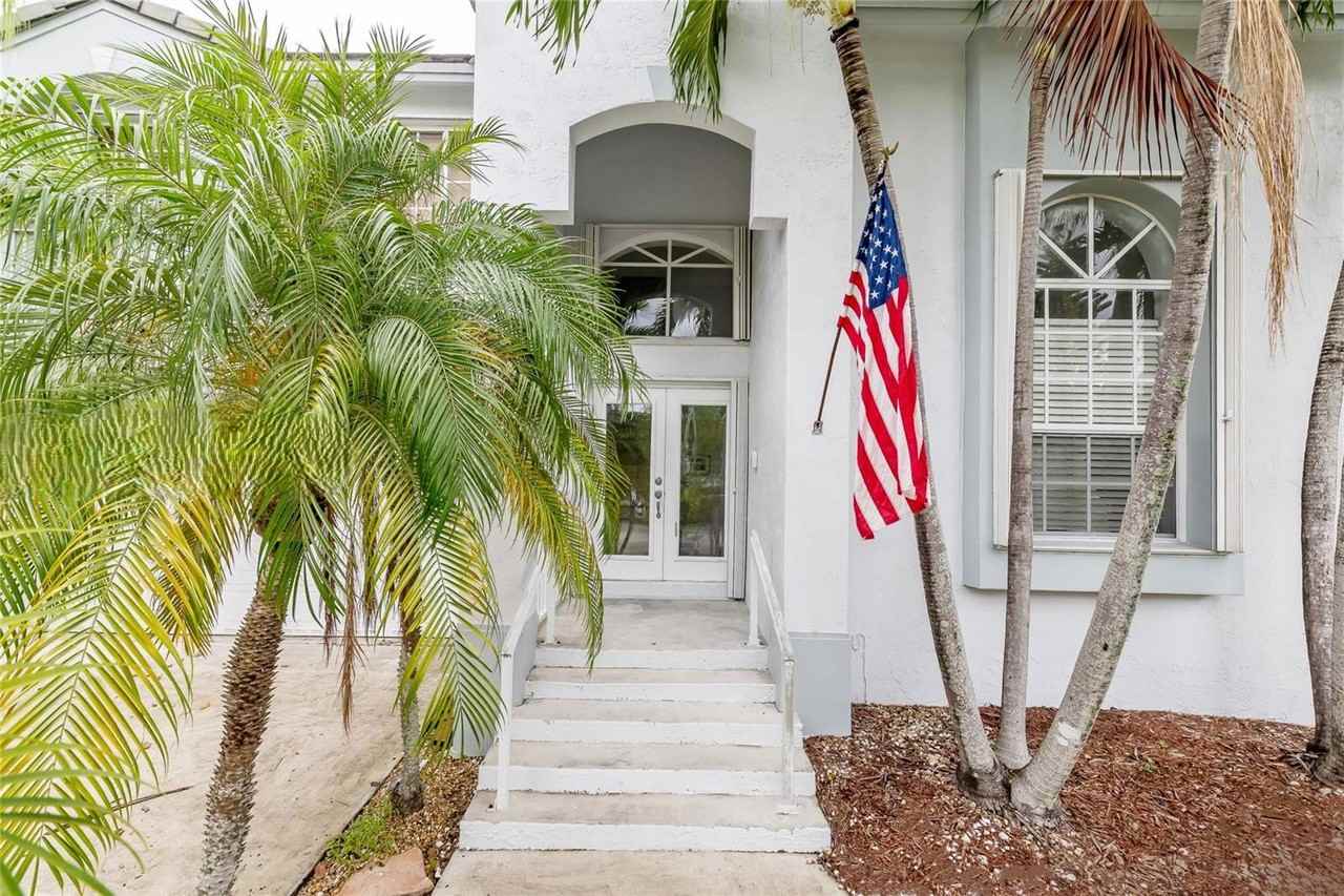 Sw 123rd Ave - Photo 3 of 8