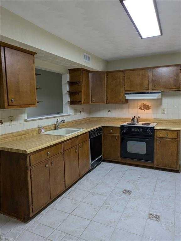 200 Green Springs Ct - Photo 2 of 11