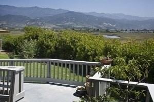 635 Sand Point Rd - Photo 4 of 19