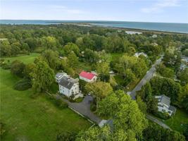 featured image of 400 Paradise Ave