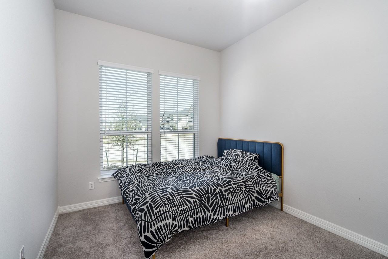 25803 Rippey Glen Dr - Photo 2 of 29