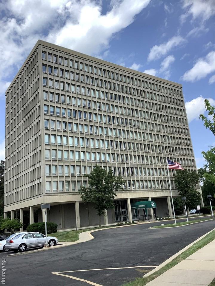 22700 Garrison Street - Photo 2 of 14