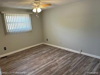 2131 Fisher Dr - Photo 4 of 7